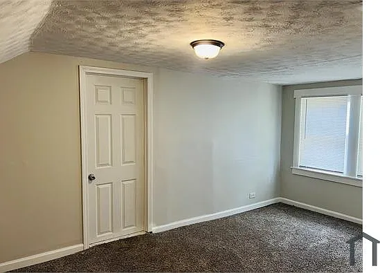 653 Curry Ct — Photo 15