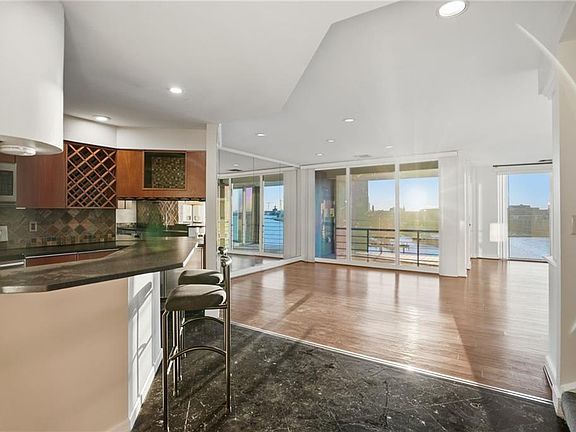 2nd image of 40 Rader St APT 505