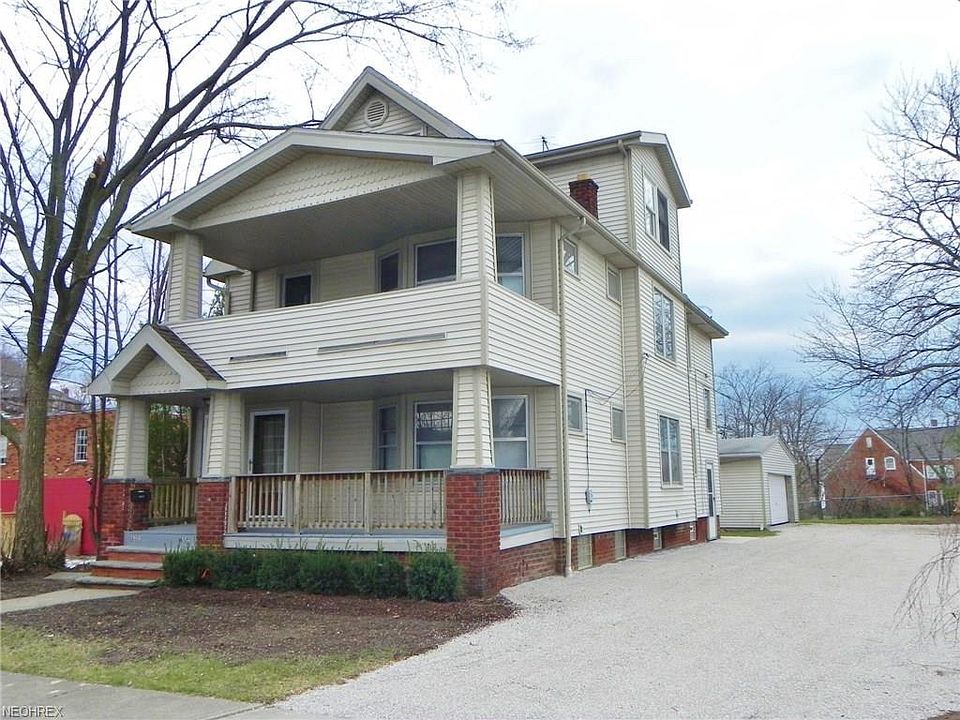 1st image of 1556 E 212th St