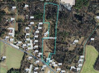 402 & 404 W Lee Ave, Yadkinville, NC 27055