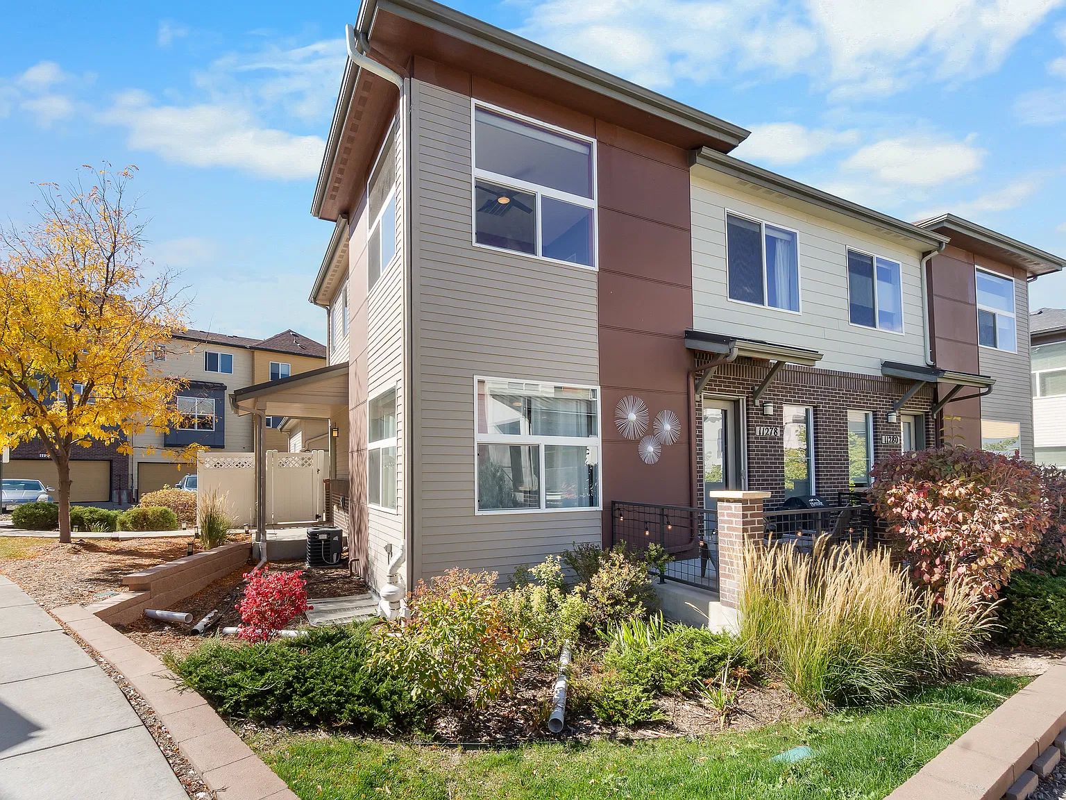 3 bed, 1646 sqft, $3,250 — Photo 4