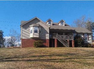 859 Riverbend Dr, Jasper, TN 37347