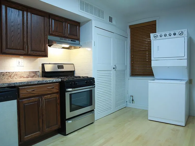 2139 N Bissell St #LL — Photo 8