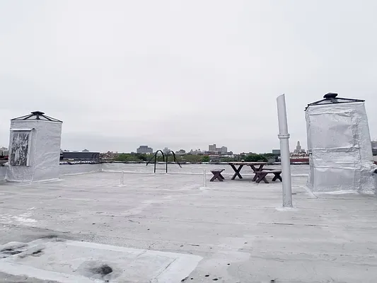 Rented by Rentall Group Inc | media 7