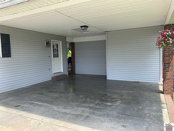 4th image of 124 Tara Ct