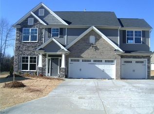 2929 Grassy Knoll Cir, Thomasville, NC 27360