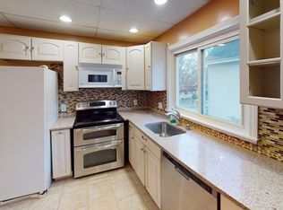 98 Kirtland St FLOOR 2, Lynn, MA 01905