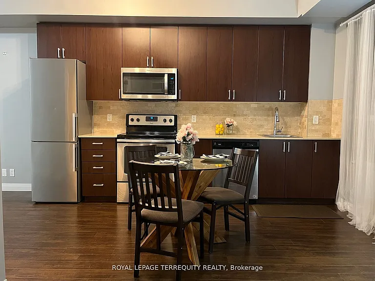 22 E Haven Dr #1011 — Photo 6
