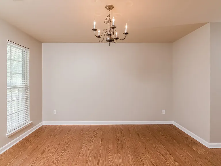 2301 Leighton Way — Photo 3