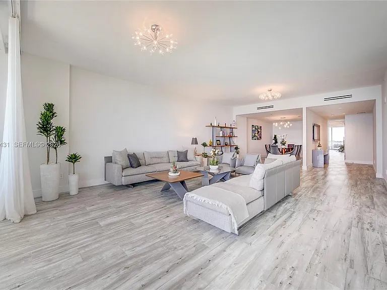10203 Collins Ave #1502 — Photo 6