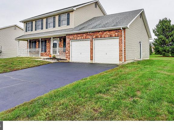 2nd image of 208 Mount Vernon Dr