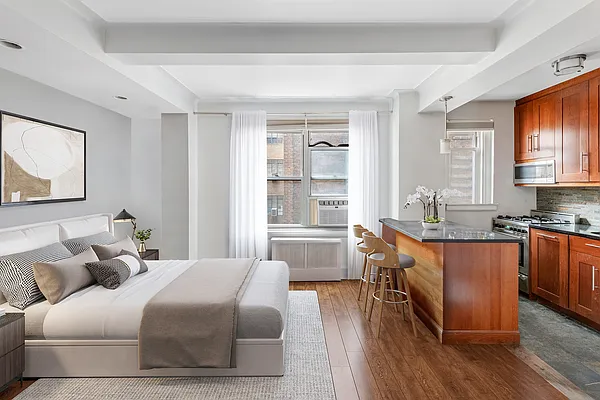 Sold by Compass | media 2