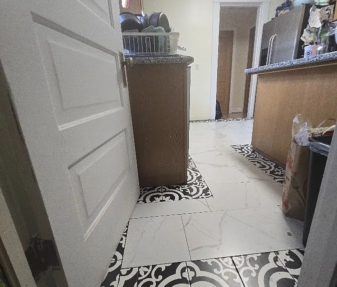 818 Packard St — Photo 14