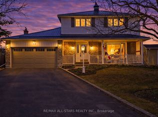 26 Applewood Cres, Kawartha Lakes, ON K9V 4W8