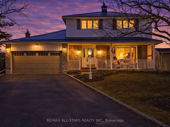 26 Applewood Cres, Kawartha Lakes, ON K9V 4W8