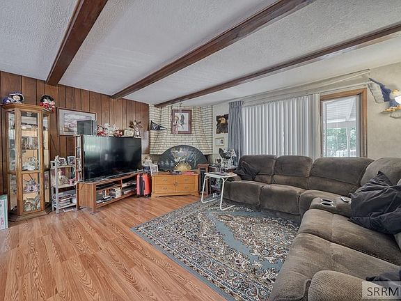 3rd image of 1550 Alice Ave