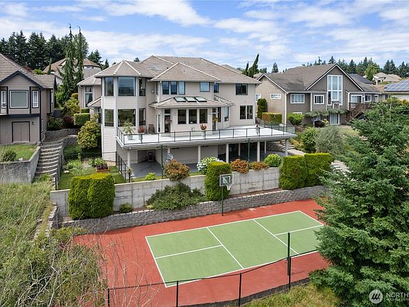 2nd image of 15807 136th Avenue Ct E