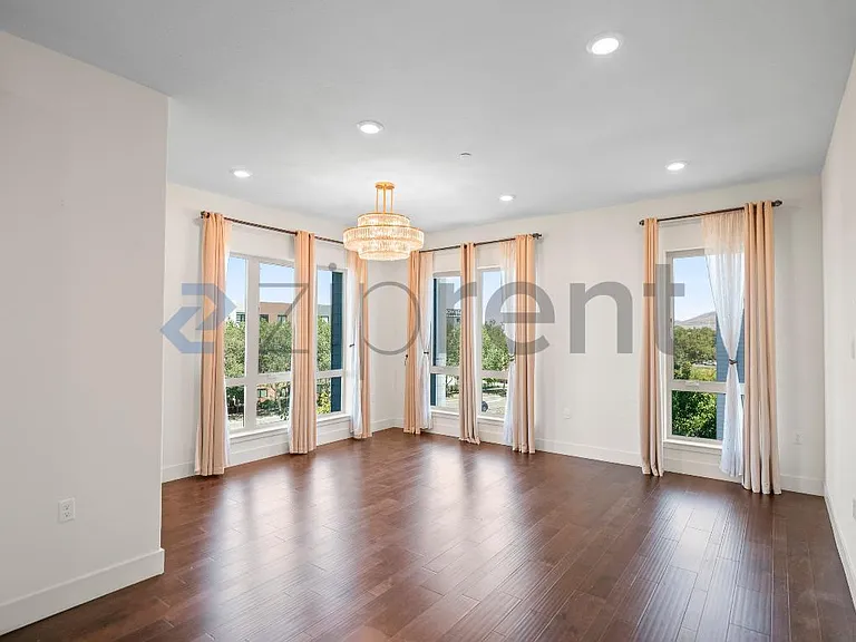 460 Montague Expy #40 — Photo 2