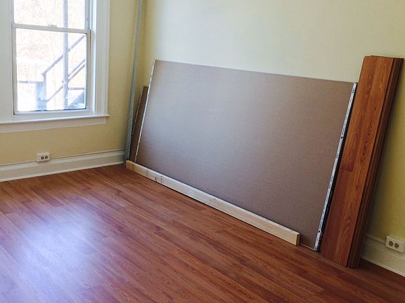3rd image of 235 Davenport Ave #2L