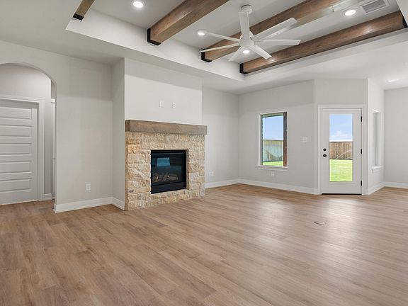 4th image of 1003 N 5th St