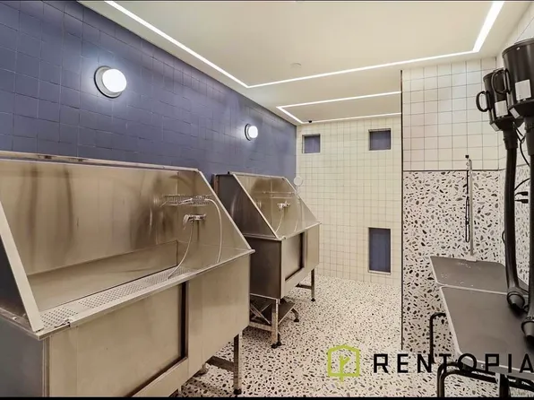 1010 Pacific Street image 20 of 28