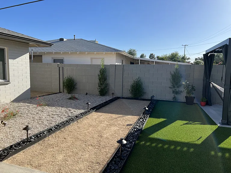 2136 W Village Dr — Photo 50