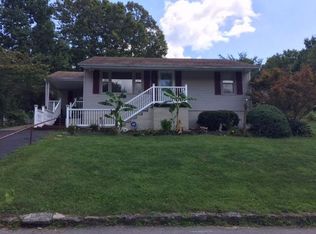 542 Sharon Way, Carlisle, KY 40311