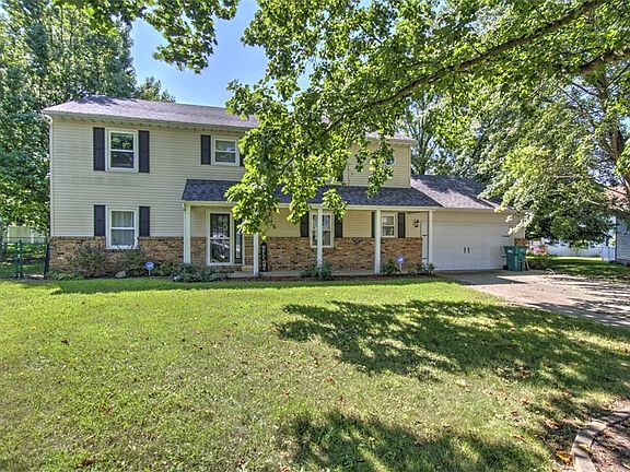 3rd image of 4606 Wisteria Ct
