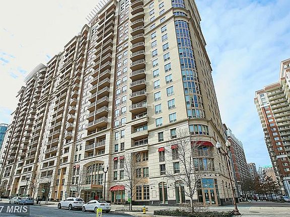 2nd image of 888 N Quincy St Unit 2107