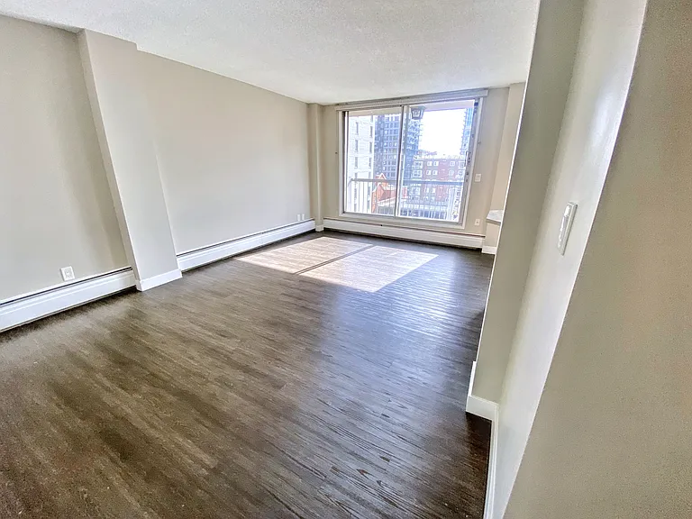 824 13th Ave SW — Photo 30