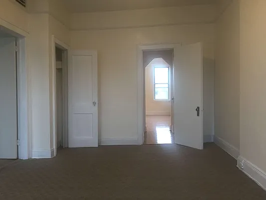 Rented by Station Cities | media 24