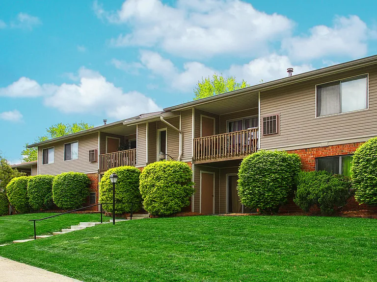 Hunter Ridge Apartments - Covered patio or balcony with each apartment.