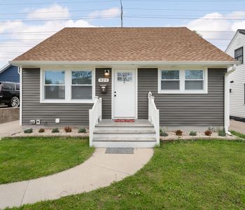 925 South 98th STREET, West Allis, WI, 53214