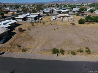 879 Sandy Beach Dr, Bullhead City, AZ 86442