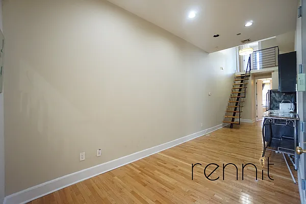 Rented by Rennit Inc. | media 13