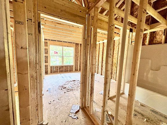 2nd image of 2119 Butler Rd