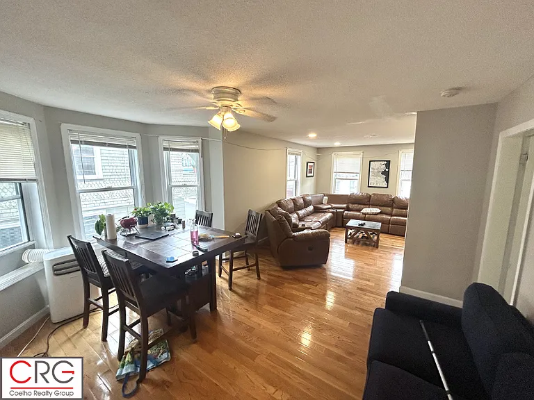 15 Hudson St #2 — Photo 5