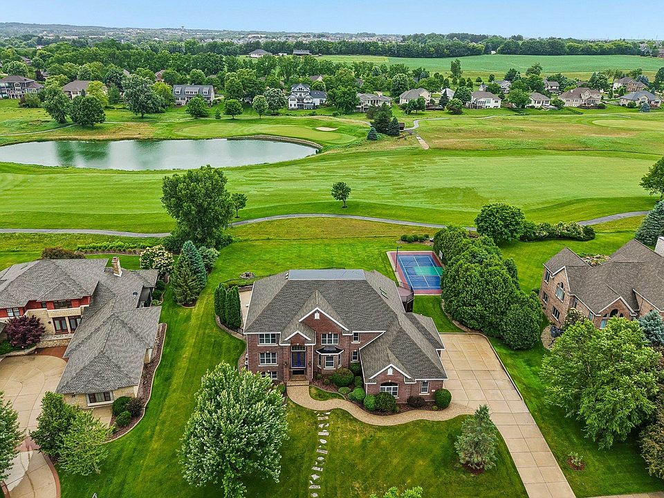 1st image of 25 Turnwood Cir