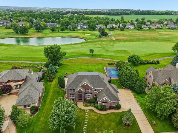 25 Turnwood Cir, Verona, WI 53593