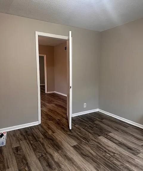 3800 S Jefferson Ave #2 — Photo 2