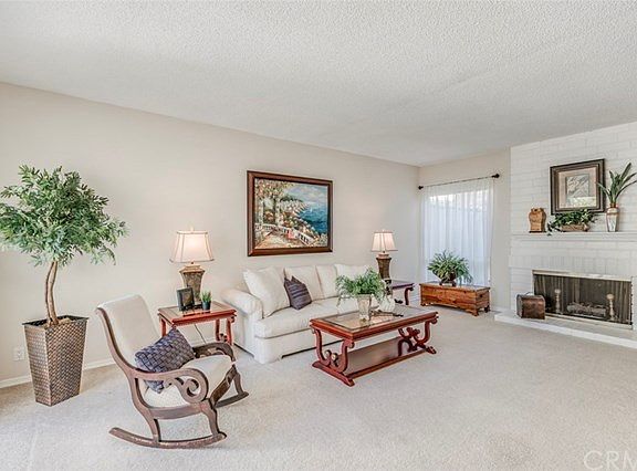 5th image of 6503 E Calle Del Norte