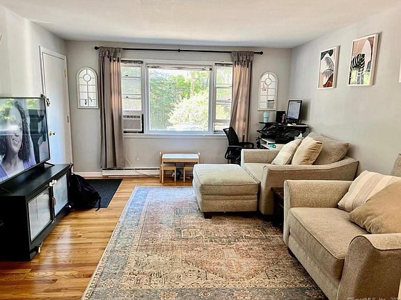 4th image of 56 Wakelee Avenue Ext APT 13