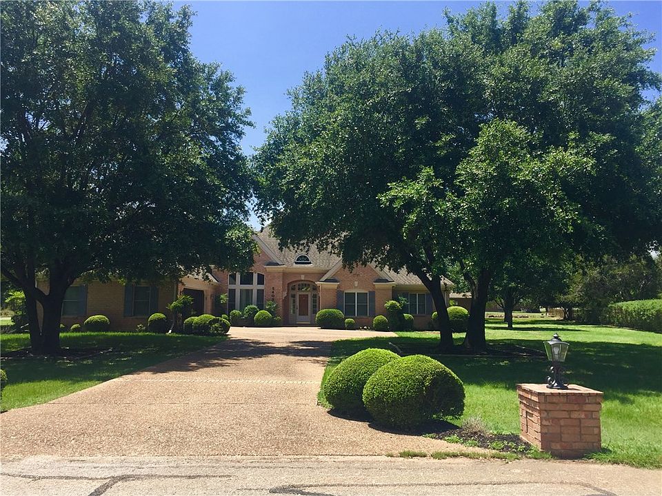 1st image of 2403 Welsch Ln