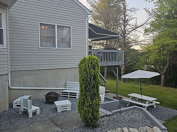 3rd image of 26 Mountain View Ct