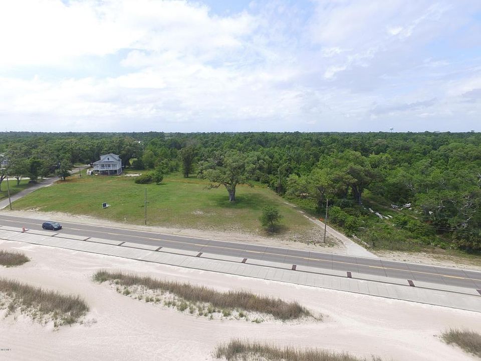 2nd image of 942 S Beach Blvd