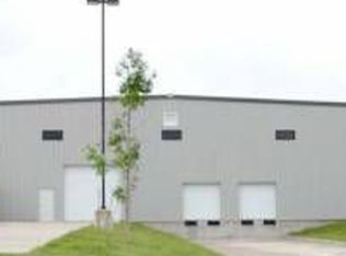6359 NE 14th St, Des Moines, IA 50313