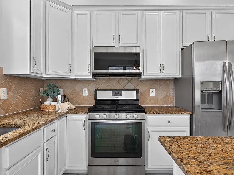 23149 Flora Mure Dr — Photo 38