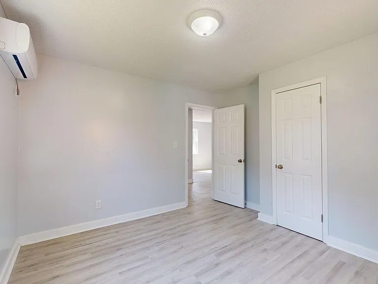 Two bedroom apartment for $1199 per month ~5 minutes from the Airport in a quaint and quiet commu... — Photo 12