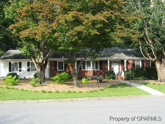 3rd image of 1709 Beaumont Dr