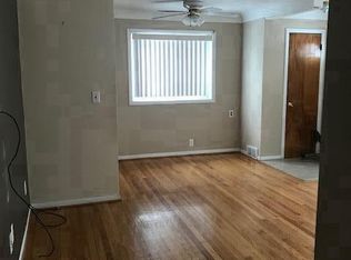 24514 Marine Ave, Eastpointe, MI 48021